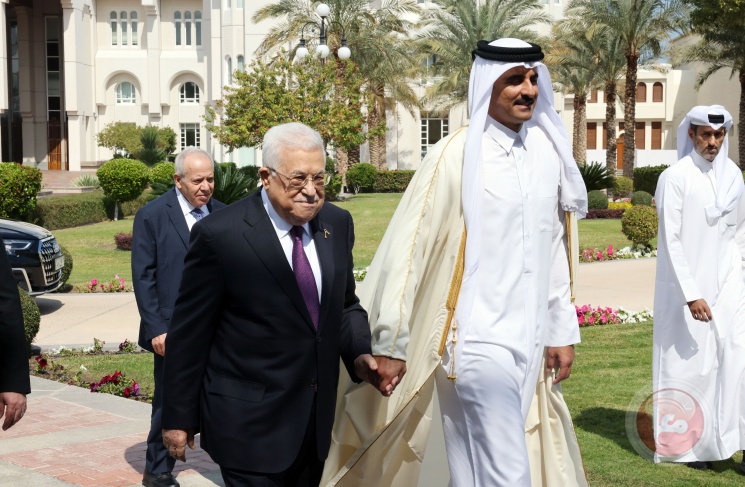 تفاصيل لقاء الرئيس عباس مع أمير قطر