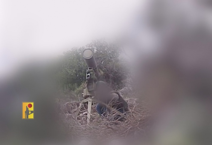 Hezbollah targets the “Kiryat Shmona” barracks With "Falaq" missiles