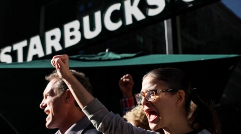 After the boycott campaign.. "Starbucks"  Middle East fires more than 2,000 employees