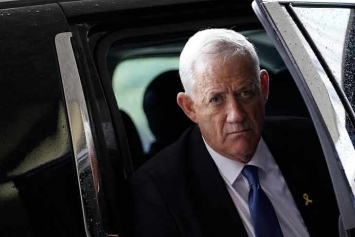 Jerusalem Post: Netanyahu's office exposed Gantz to possible prosecution in Britain