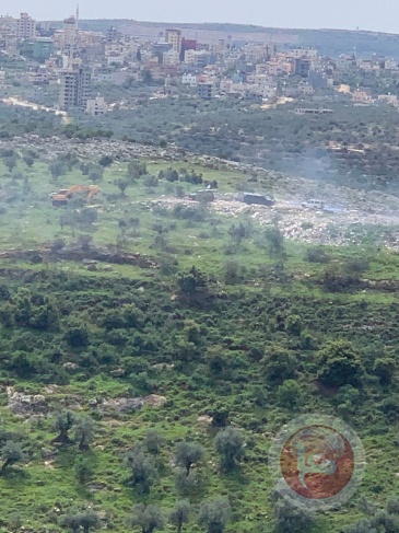The occupation bulldozes a garbage dump and roads west of Salfit