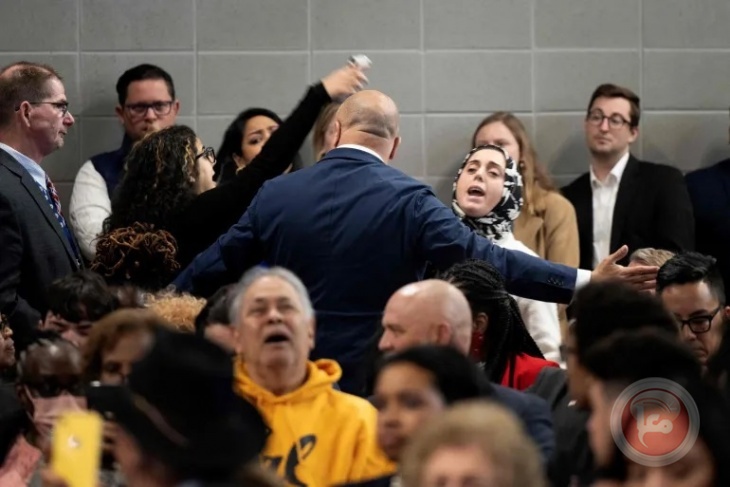 American demonstrators interrupt a speech by Biden and demand the entry of aid into Gaza