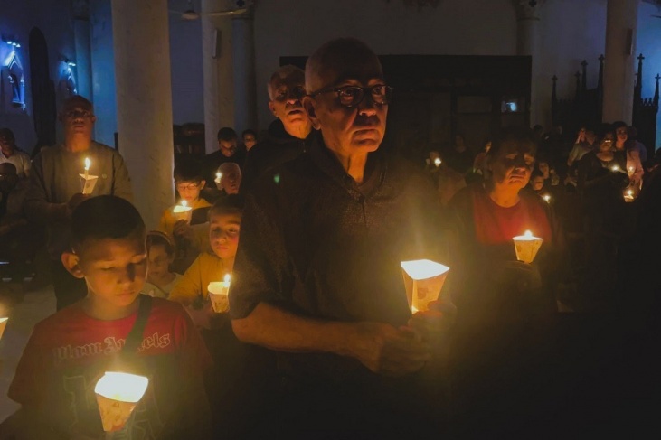The Latin Church in Gaza holds prayers on the eve of Easter