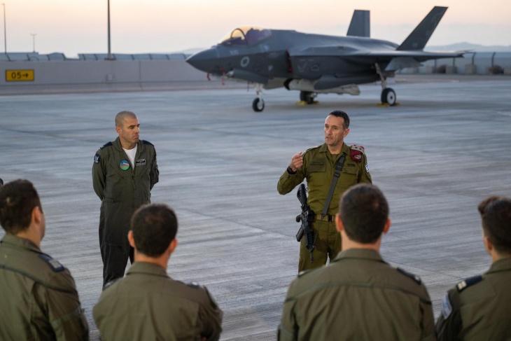 هاليفي: إطلاق الصواريخ على إسرائيل سيقابل برد