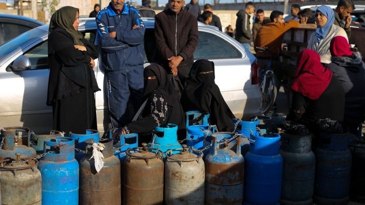Gaza government: Preventing the entry of cooking gas and fuel threatens to exacerbate the humanitarian crisis