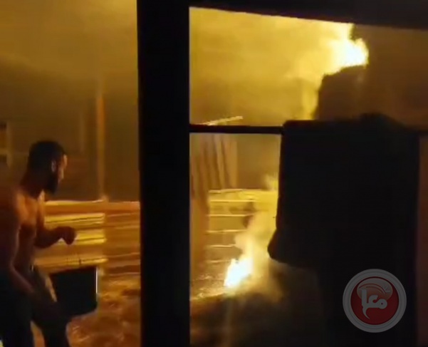 Settlers attack the village of Burqa and burn residents' property