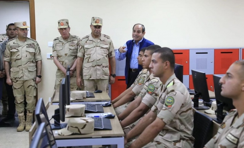 The Egyptian army reviews the destruction of the "Merkava" tank Israel in front of Sisi