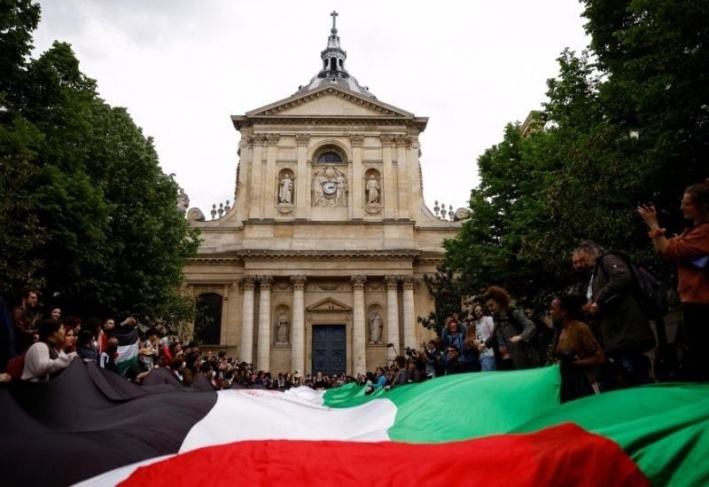 France.. Protesters against the Gaza war set up tents at the Sorbonne University