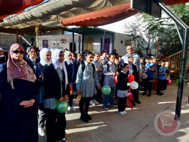انتظام الدوام المدرسي بشكل اعتيادي في المناطق المغلقة بمدينة الخليل