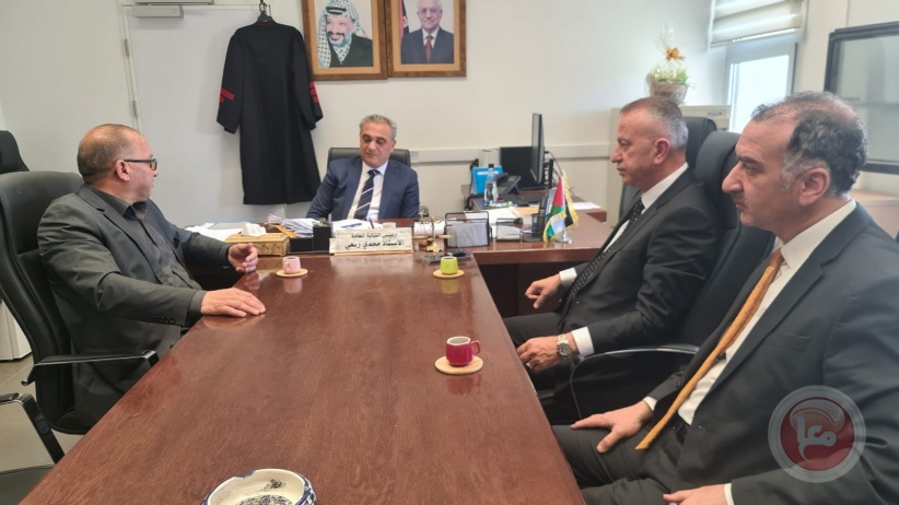 مطالبات بزيادة عدد اعضاء النيابة العامة والقضاة لمحافظة الخليل