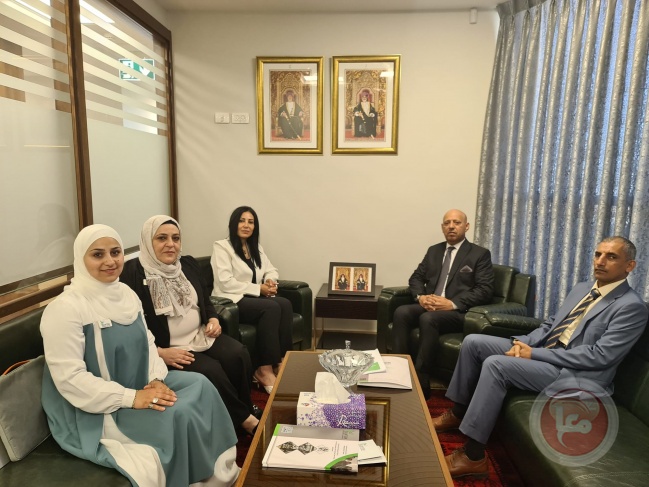 جمعية تطوع للأمل تبحث مع سفير عمان آفاق التعاون المشترك