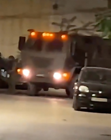 الاحتلال يقتحم نابلس ويداهم عددا من المنازل ومحلا تجاريا