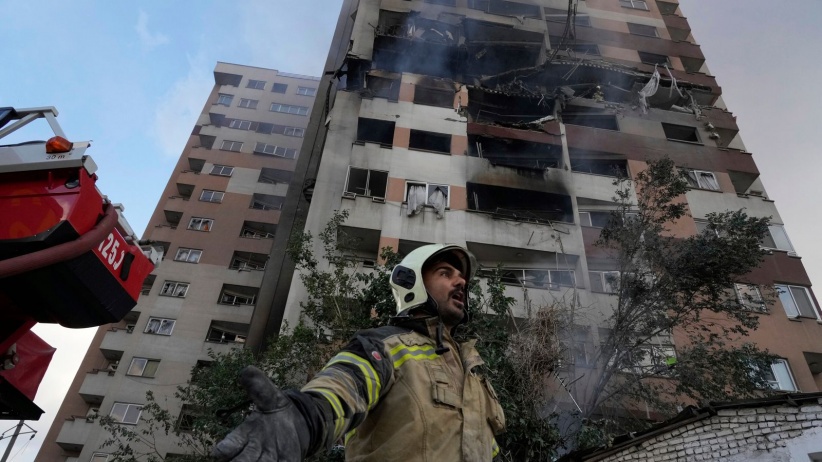 تفاصيل عن 3 عمليات نفذها الموساد داخل إيران بالتزامن مع الهجوم الجوي
