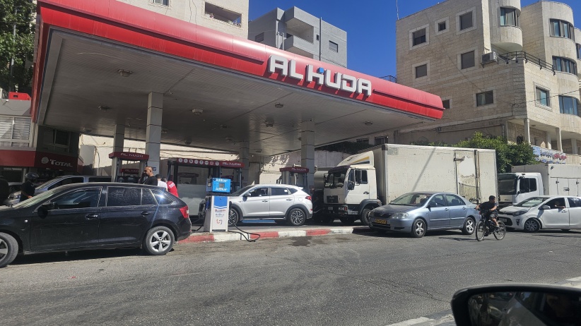 توريد مليوني لتر محروقات و60 ألف أسطوانة غاز الى الضفة
