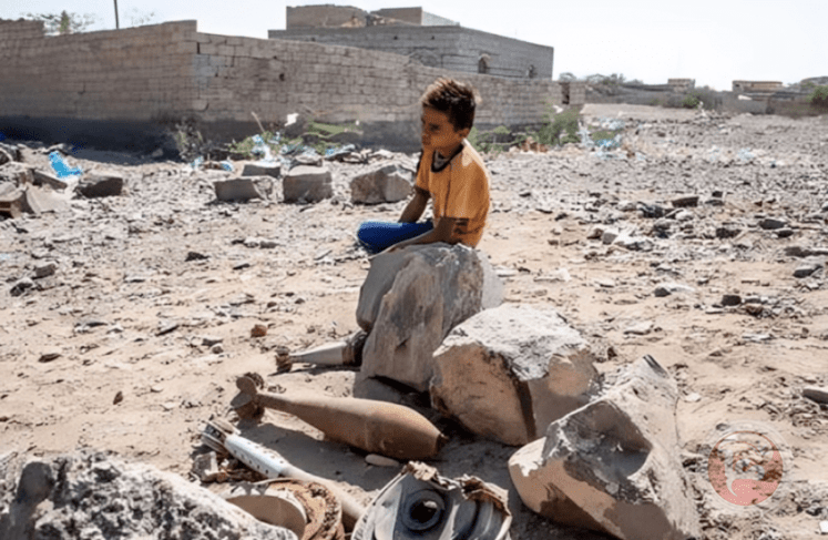 مقذوف من مخلفات الحرب يودي بحياة 5 أطفال يمنيين