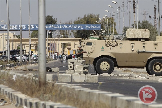 الجيش المصري يداهم 55 وكرا لمسلحين بسيناء