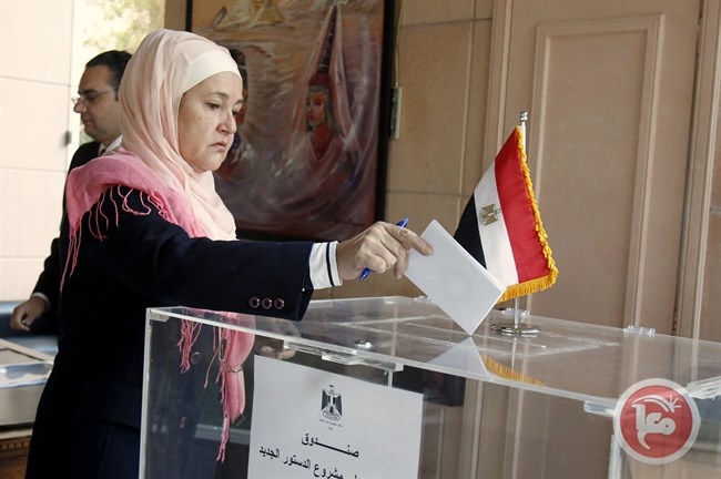 48 ساعة تفصل المصريين عن الاستفتاء على الدستور الجديد