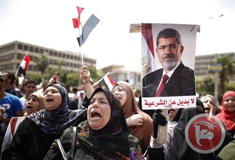 الرئيس المصري يجتمع بوزير الدفاع ورئيس الوزراء