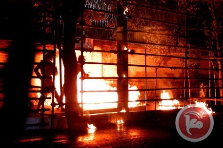اصابة 5 جنود ومستوطن جراء حريق في مدينة الخليل
