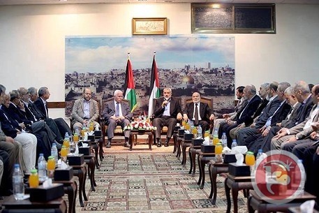 محمود عباس لن يكون رئيسا للحكومة والحمد الله المرشح الاقوى