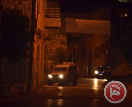 الاحتلال يسلّم بلاغات لعدد من الشبان في محافظة بيت لحم