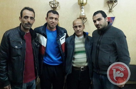 مركز بلاطة يعزز دفاعاته بضم وليد عباس