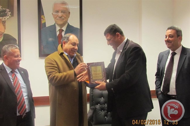 أندية محافظة جنين تكرم المحافظ والبلدية بحضور عضو الاتحاد ابو الرب