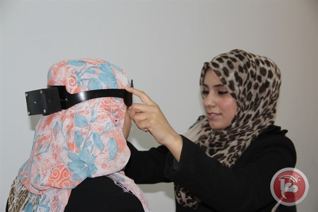 طالبتان من -غزة تبتكران جهازاً يقرأ موجات الدماغ