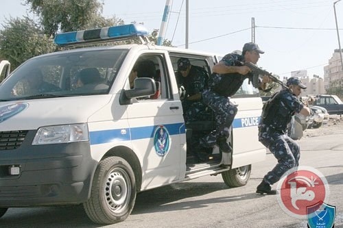 شرطة الخليل تكشف سرقة شيكات بقيمة 200 ألف شيكل