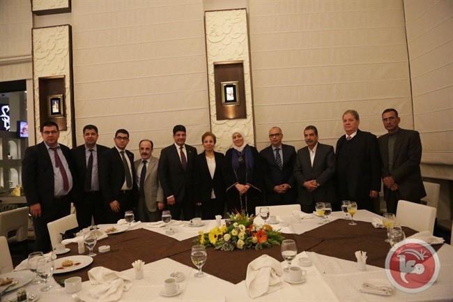 غنام تطلع وفدا من حزب الأصالة والمعاصرة المغربي على اخر التطورات