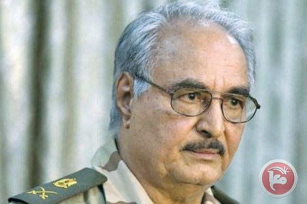 اللواء حفتر قائد الجيش الليبي