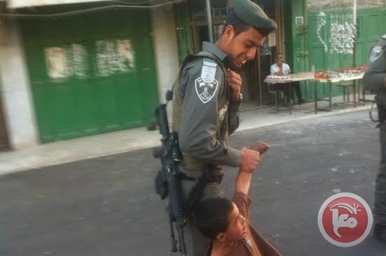 شهادات عن عمليات تنكيل وتعذيب دموية بحق الأطفال الأسرى