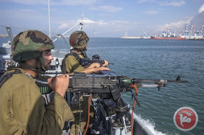زوارق الاحتلال تطلق النار صوب مراكب الصيادين شمال غزة