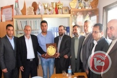 الشباب والرياضة تهنئ نادي الأقصى بانتخاب مجلس ادارته الجديد