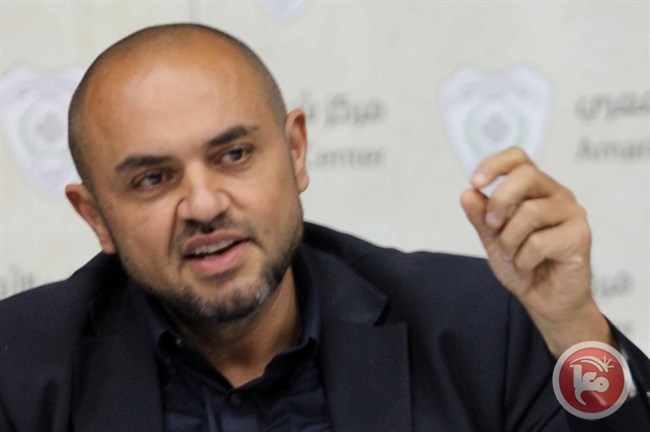 طارق عباس يبارك