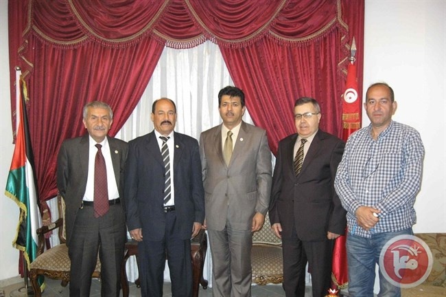 وفدٌ من اتحاد المصارعة يزور مقر السفارة التونسية