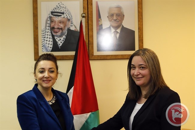 معايعة تلتقي وفدا تركيا