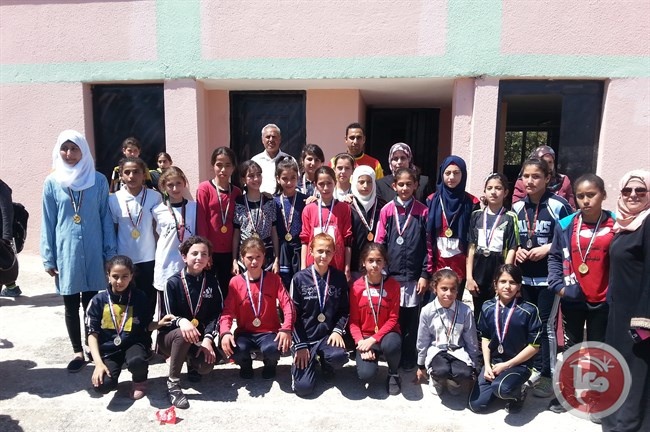 بنات جيوس الثانوية تحصد الأخضر واليابس في ضاحية مدارس قلقيلية