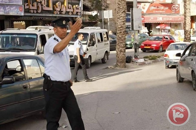 لأول مرة- شرطة فلسطينية بزيها وسلاحها ببلدات القدس