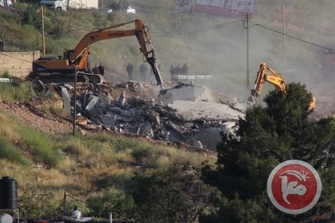 الاحتلال يهدم منزلين في جبل المكبر بالقدس