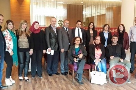 الفلسطينية لتطوير التعليم تعقد اجتماعا لمجلسي إدارتها والاستشاري