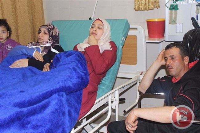 صور - مستوطن يدهس 4 مواطنين ويلوذ بالفرار