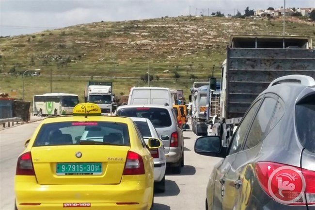 اغلاق حوارة وزعترا بعد حرق سيارة للمستوطنين