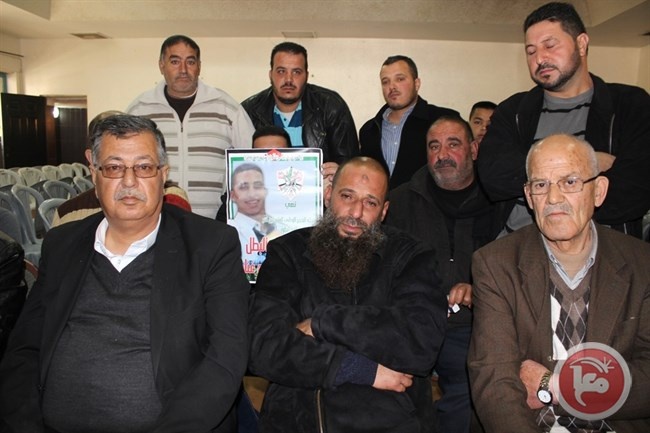 الاحتلال يرفض تسليم جثمان الشهيد ابو غنام