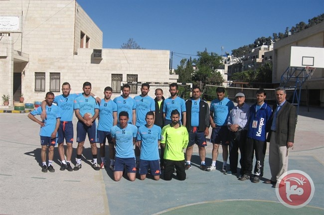 اليد :عصيرة الشمالية تحافظ على الصدارة