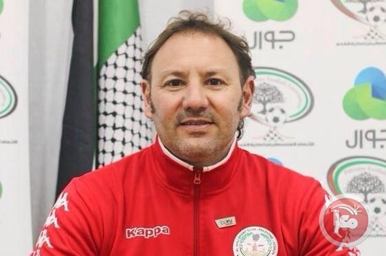 الاهلي يجدد ل &quot; كوزين &quot;