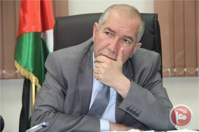 اشتباك البلدية والمالية ..الوزير يريد كتابا من الراحل ابو عمار