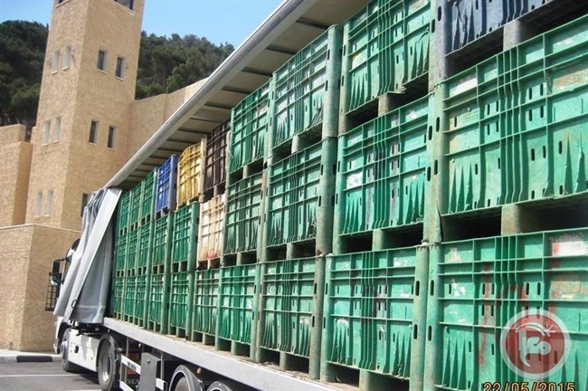 ضبط 72 صندوق بطيخ من منتجات المستوطنات