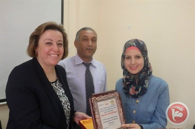بيت لحم تكرم الفائزات في المعرض الدولي للعلوم والتكنولوجيا