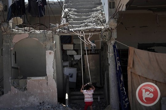 استطلاع معا: السلطة ستوقف مسؤولياتها عن غزة